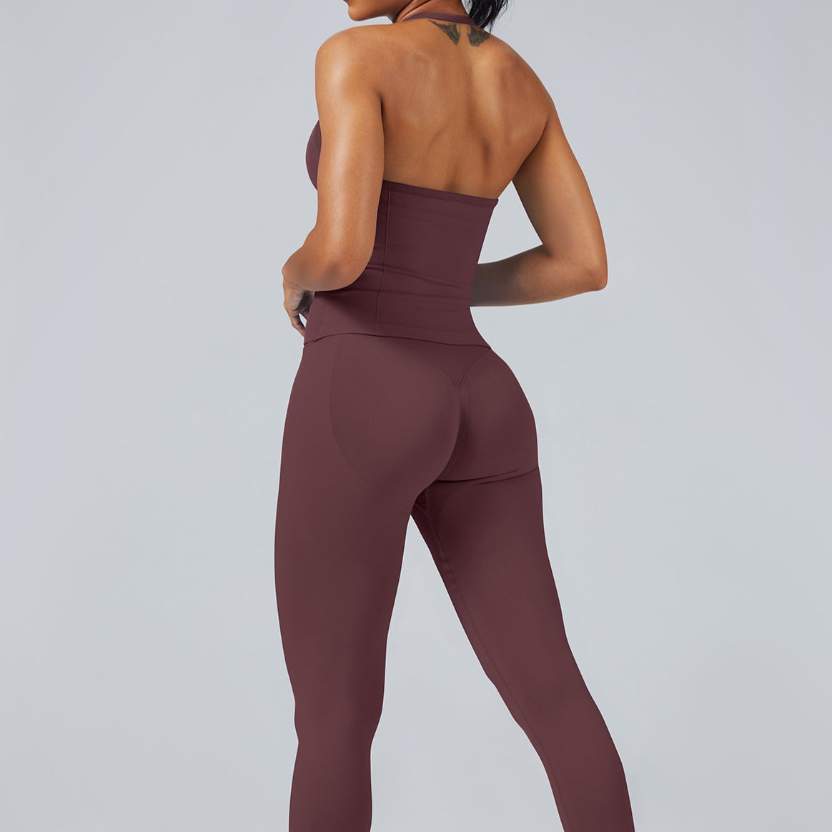 Lightweight Seamless Yoga Top with Breathable Fit