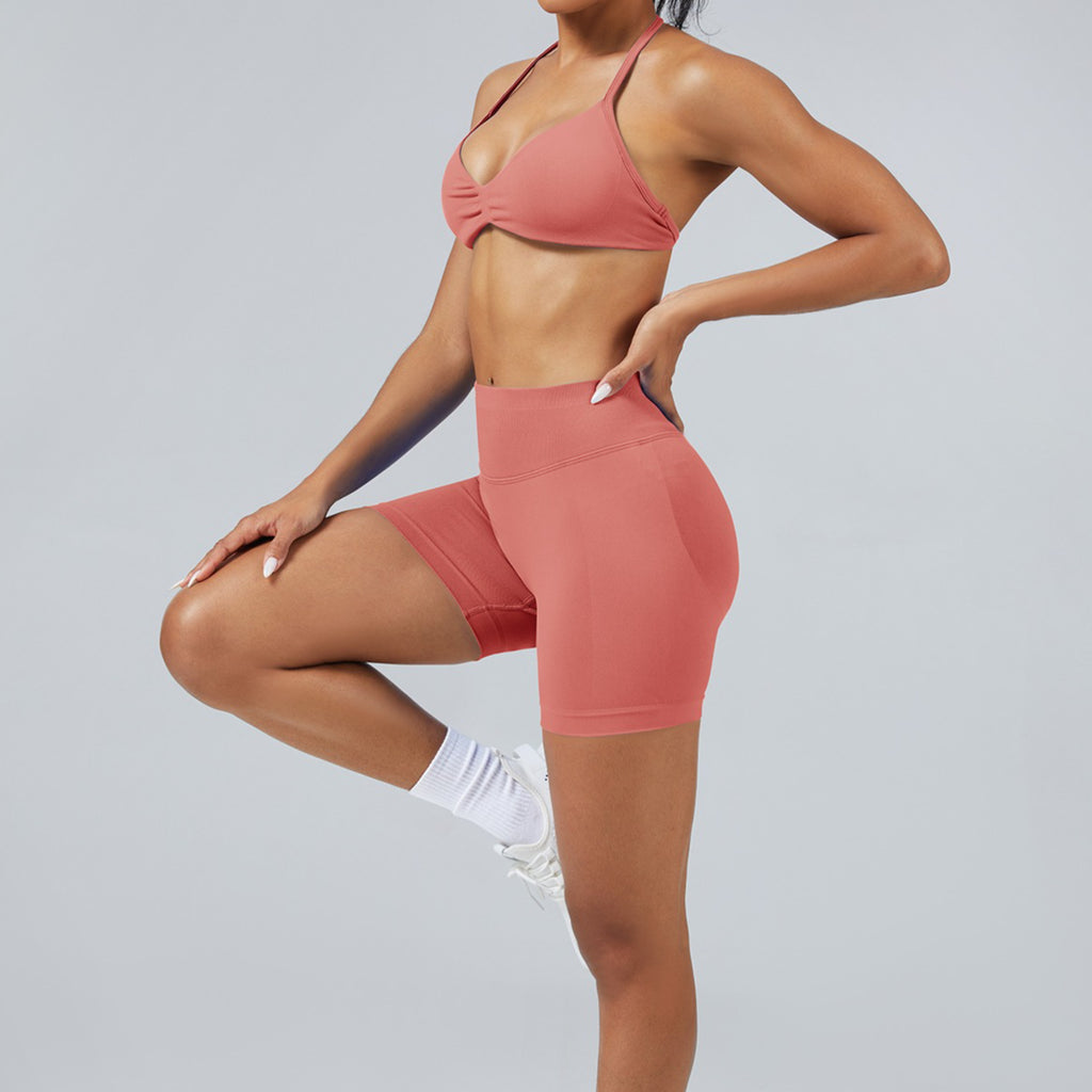 활동적인 여성을 위한 홀터넥 심리스 스포츠 브라 요가 탑