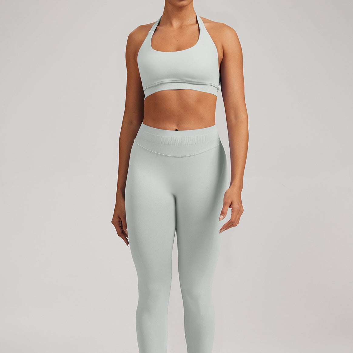 シームレスホルターバックレススポーツブラ ハイストレッチ