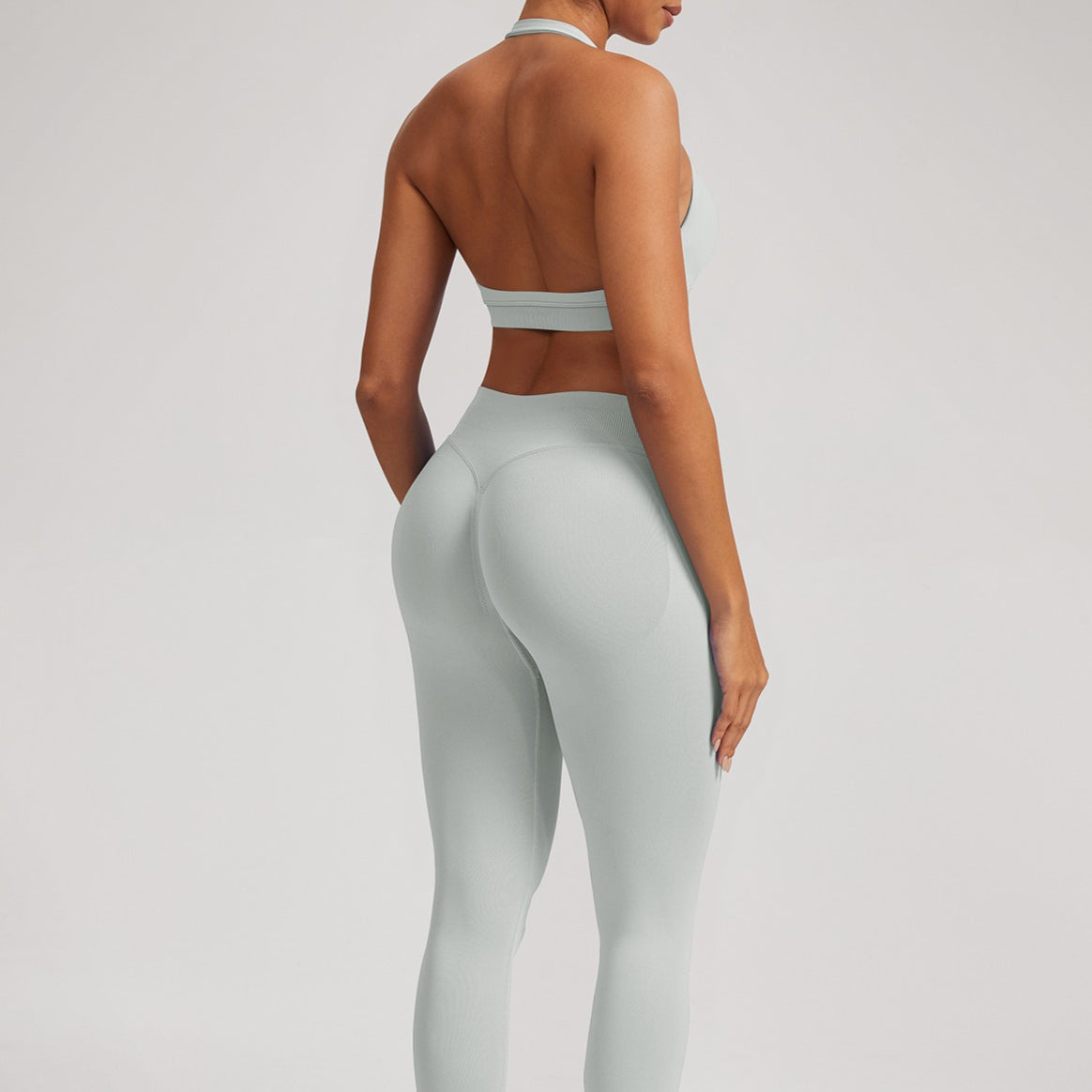 シームレスホルターバックレススポーツブラ ハイストレッチ